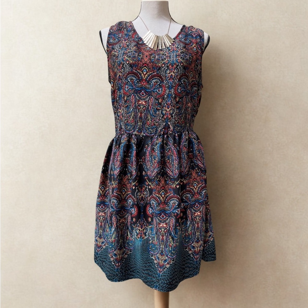 Sleeveless Multicolor Paisley Dress